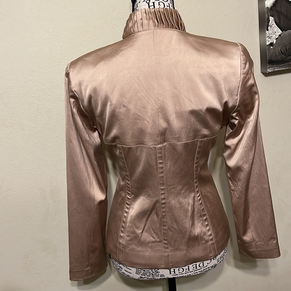 DD Collection, Gold Ruffle Blazer, 2P - Picture 2 of 5